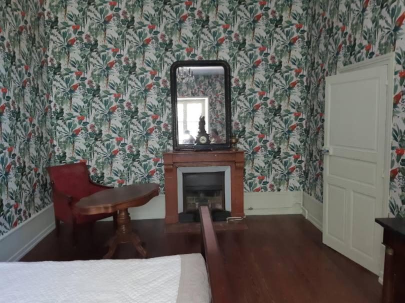 La Maison Des Peres Charolles Zewnętrze zdjęcie